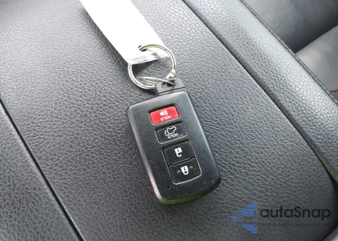 2019 Toyota Highlander Se z USA, uszkodzony, nr VIN 5TDKZRFH2KS314944